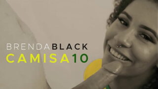 Morena Brenda Black official trepa com pauzudo e leva gozada gostosa